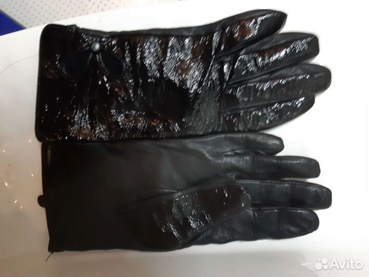 Перчатки женские