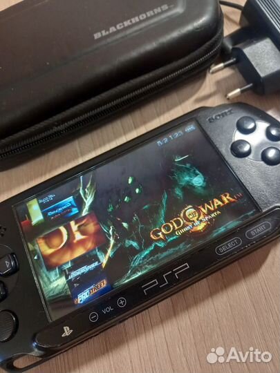 Sony PSP Street 32gb игр уже в комплекте