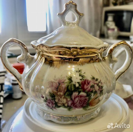 Много посуды Фарфор / Хрусталь