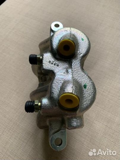 Суппорт передний Girling Volvo 7, 9 серии без абс