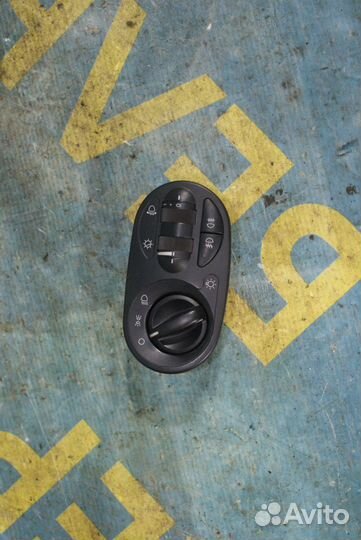 Центральный переключатель света Лада Калина