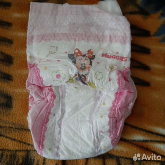 Подгузники для девочек 4 (8-14кг) 11 штук