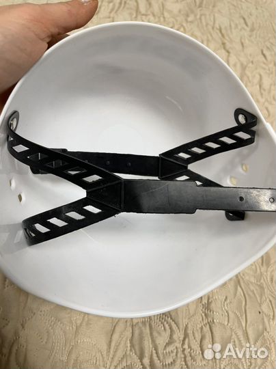 Каска полицейского