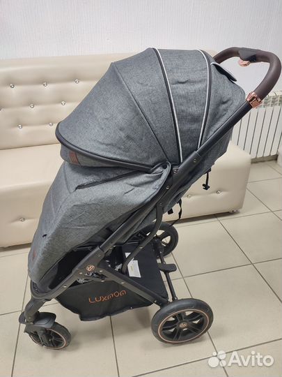 Прогулочная коляска вездеход