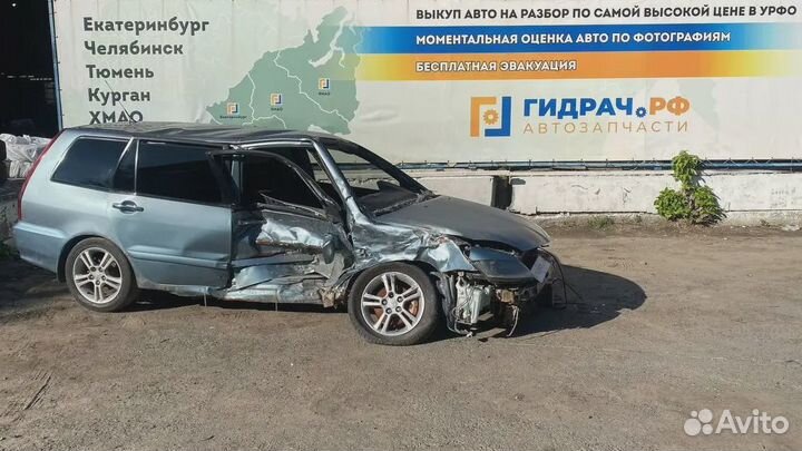 Пол багажника Mitsubishi Lancer (CS) MR655181