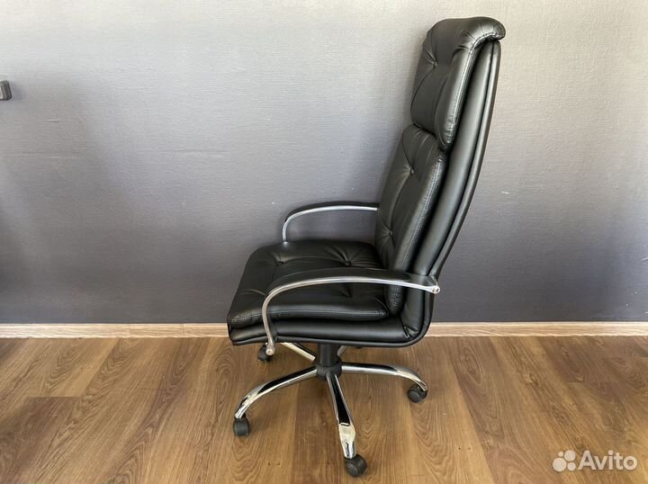 Компьютерное кресло новое