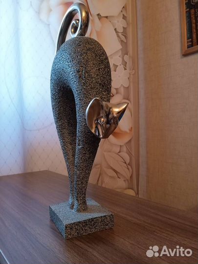 Фигурки кошек сувенирные