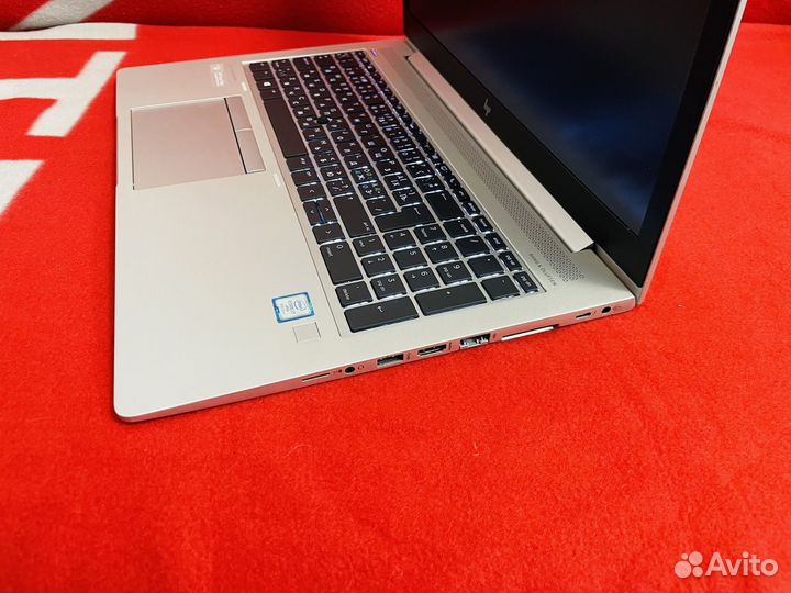 Металлический HP EliteBook 850 G6