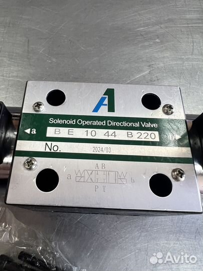 Гидрораспределитель ве 10 44 В220