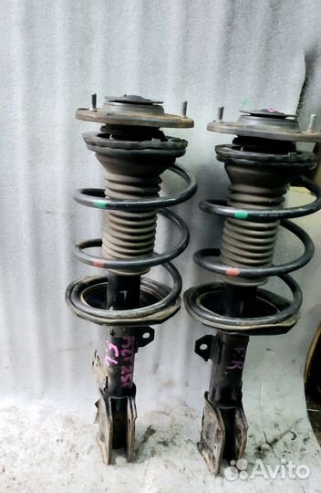 Стойки Передние toyota Avensis 25 +видео