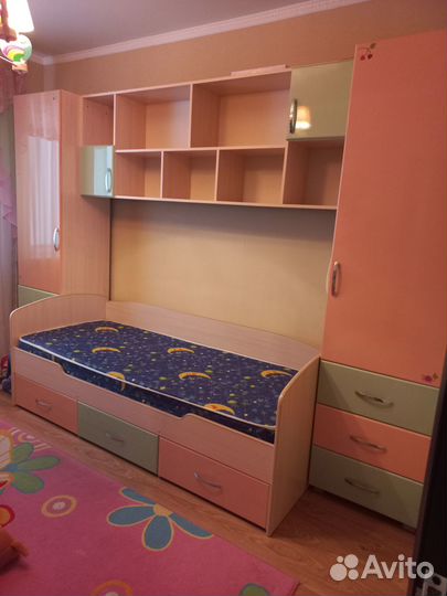Продам детскую мебель