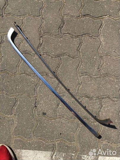 Хром заднего бампера w124