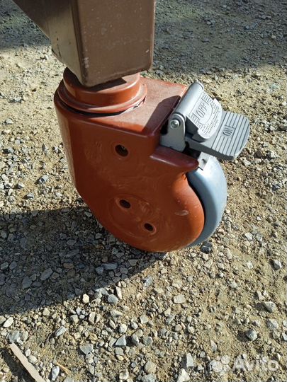 Кровати медицинские б/у 15 штук,доставка