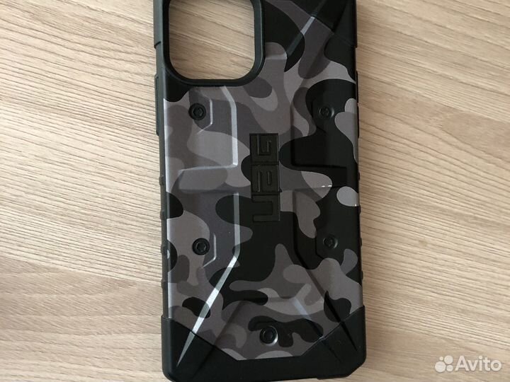 Оригинальный броне чехол UAG на iPhone 11pro и X
