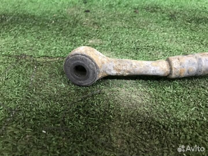 Рулевая тяга правая Audi 80 B3 JN 1.8 1990