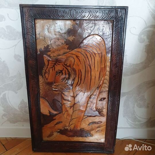 Картина панно из дерева