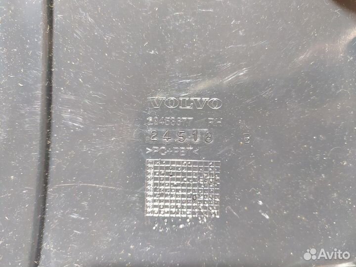 20453677 Угол бампера правый Volvo FH
