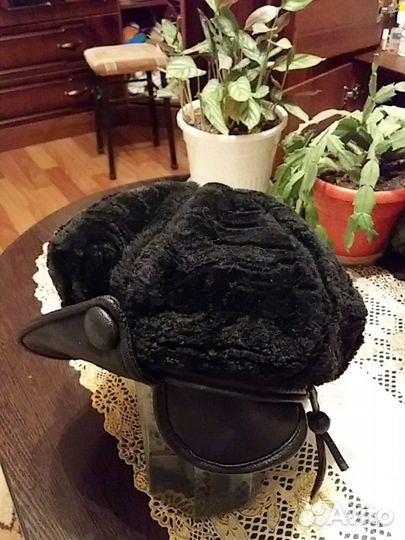 Женская шапка-кепка меховая,чёрная