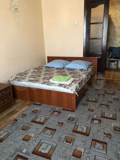 1-к. квартира, 42 м², 2/4 эт.