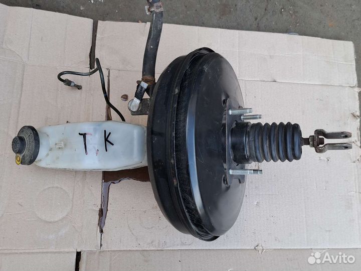 Вакуумник в сборе toyota corolla Е150