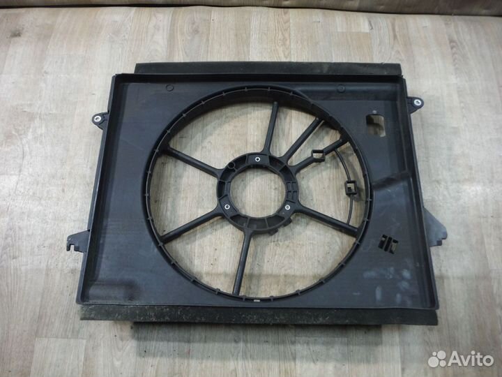 Диффузор вентилятора №18 Kia Optima 4 2019