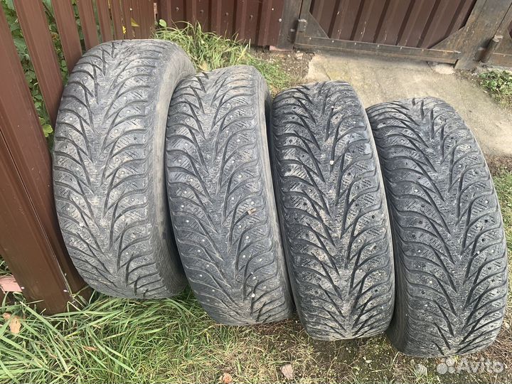 Yokohama Ice Guard 5 IG50 A 215/65 R16