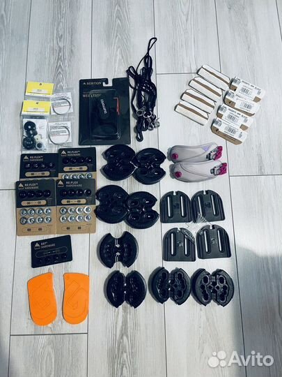 Диски, болты, бакли, стрепы, закладные Burton