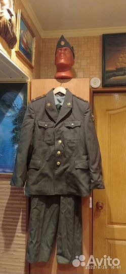 Военная форма и снаряжение са