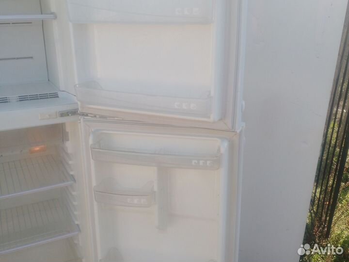 Холодильник daewoo electhonics