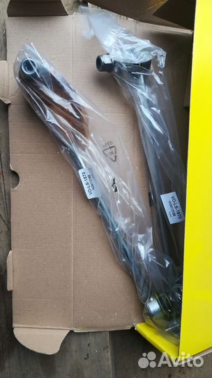 Стойки стабилизатора Шкода Октавия А5. Новые