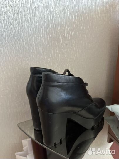 Calvin Klein ботильоны