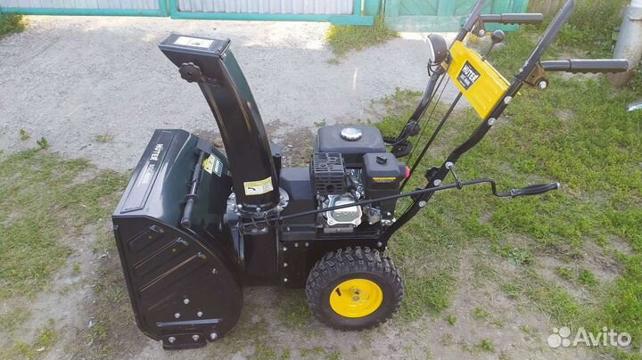 Снегоуборщик huter SGC 4800B
