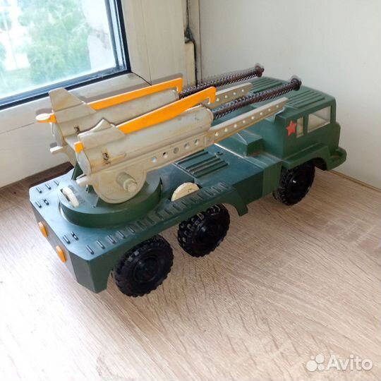 Игрушка машина советская СССР