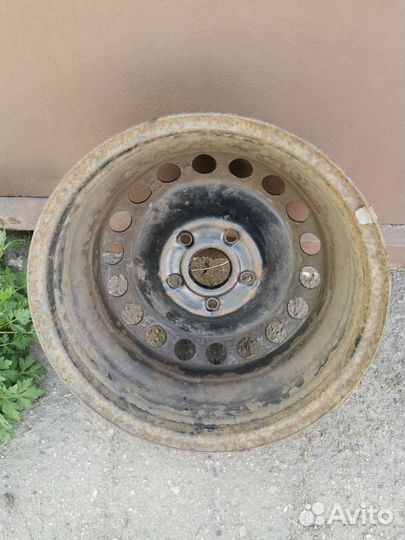 Диск R15 Volkswagen