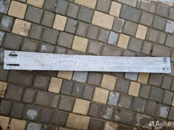 Усилитель заднего бампера Toyota Highlander 2012г