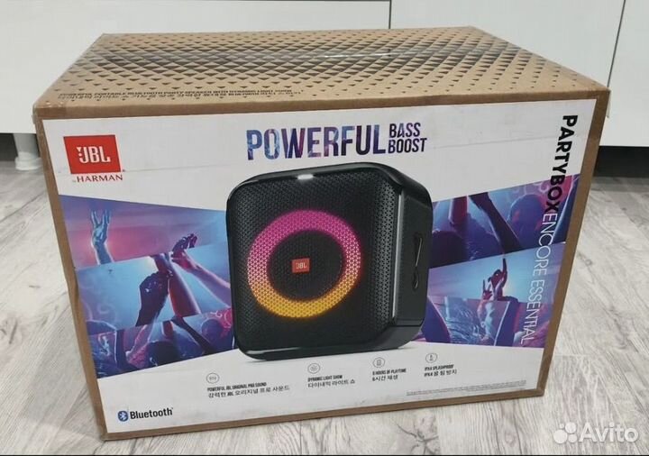 JBL Partybox Encore с микрофоном