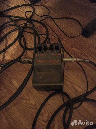 Гитарная педаль Boss Metal Zone MT-2