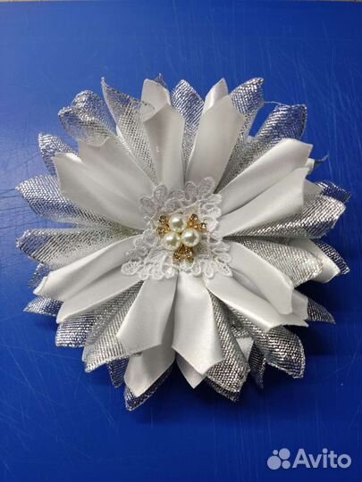 Заколка(школьные банты)