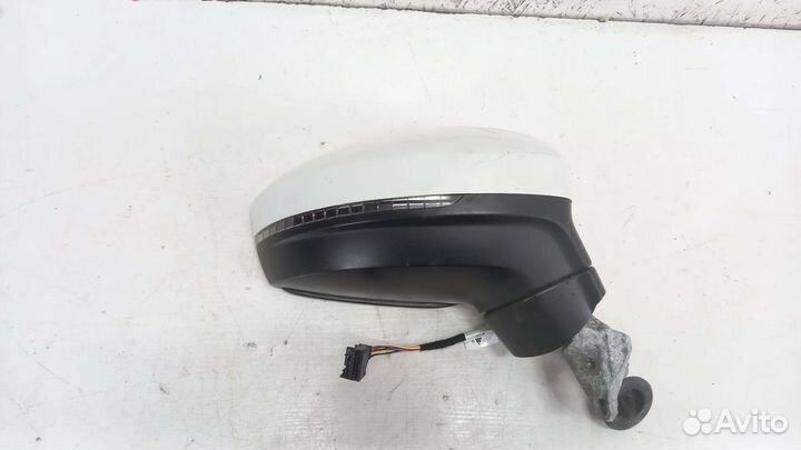 Зеркало правое Volkswagen Tiguan 2
