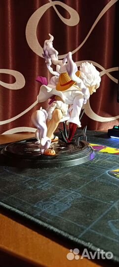 Аниме фигурка
