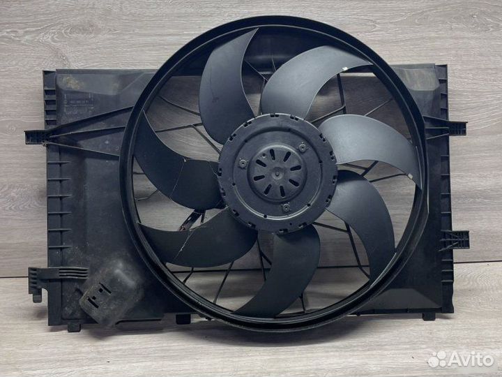 Вентилятор охлаждения Mercedes C W203