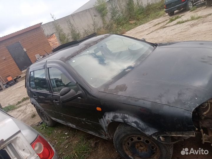 Полка багажника Volkswagen Golf 4 хэтчбек