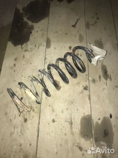 Пружина задняя Renault Logan 1 2004-2014