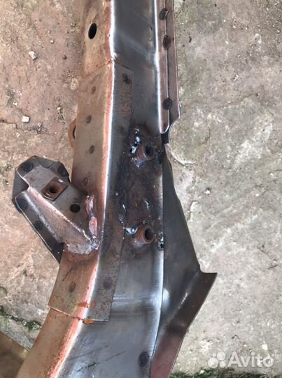 Лонжерон москвич 408-412