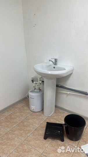 Раковина с тумбой