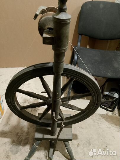 Прялка деревянная старинная