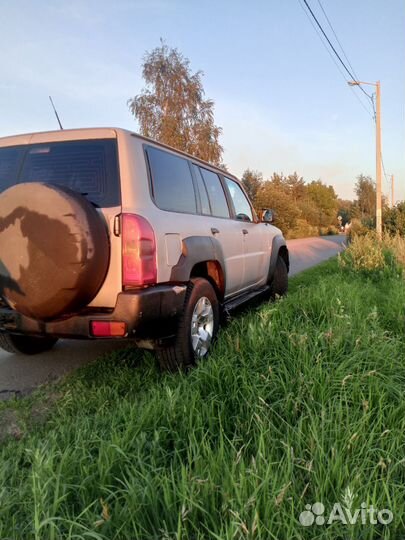 Nissan Patrol 3.0 AT, 2005, 528 400 км
