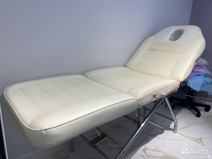 Кушетка косметологическая