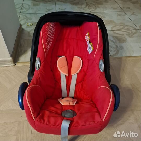 Автолюлька maxi-cosi с 0-13кг.с козырьком от тени