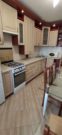 2-к. квартира, 56 м², 4/5 эт.